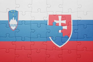 Slovakya ve Slovenya ulusal bayrak ile bulmaca