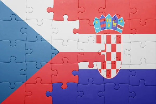 Quebra-cabeça com a bandeira nacional da República Checa e da croácia — Fotografia de Stock