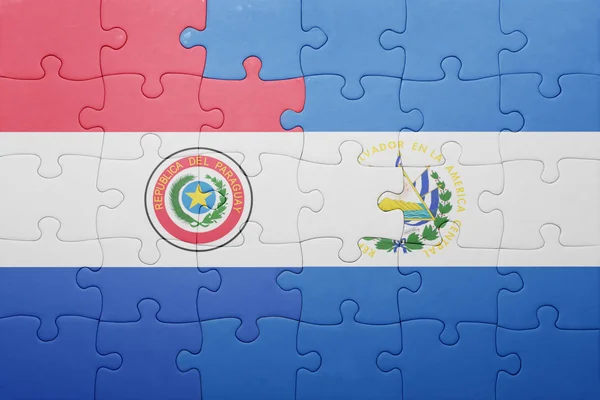 Rompecabezas con la bandera nacional del salvador y el paraguay — Foto de Stock
