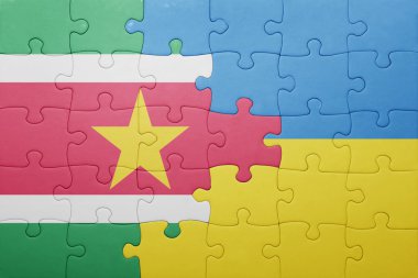 Ukrayna ve Surinam ulusal bayrak ile bulmaca