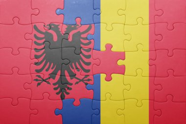 Arnavutluk ve Romanya ulusal bayrak ile bulmaca 