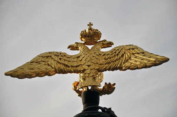 El águila rusa de doble cabeza Imágenes De Stock Sin Royalties Gratis