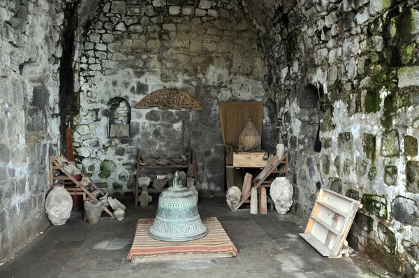 Nel museo del monastero di Tatev in Armenia — Foto Stock