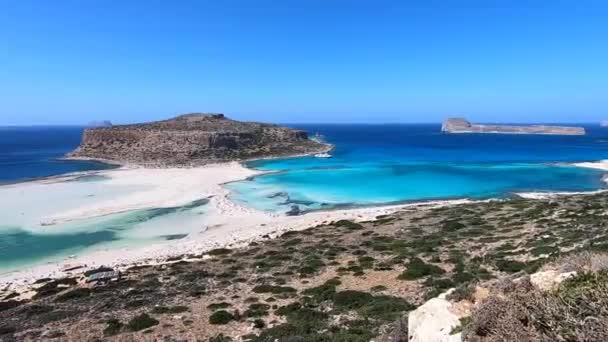 Pintoresca laguna de Balos en la isla de Creta en Grecia — Vídeo de stock