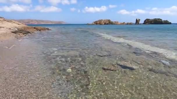 Kristálytiszta Tengervíz Vai Strandon Kréta Szigetén Görögországban — Stock videók