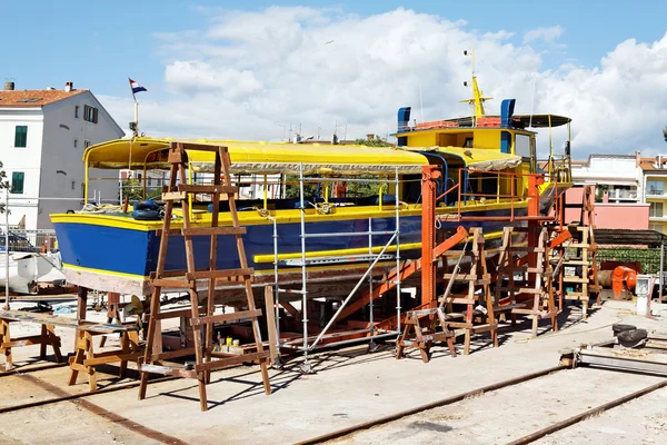 Passenger boat — Stock Photo, Image