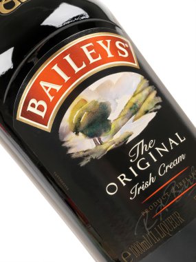 Baileys şişe