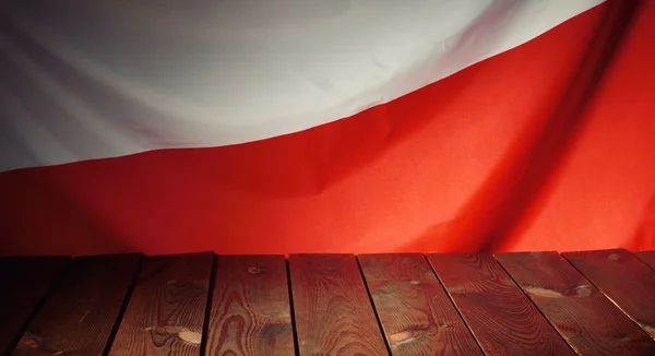 Drapeau de la Pologne avec planches en bois — Photo