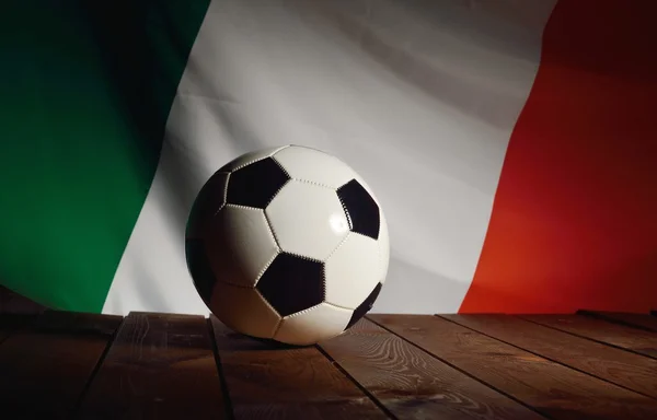 Flaga Włoch z piłki nożnej — Zdjęcie stockowe