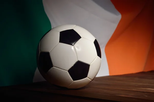 Flaga Irlandii z piłki nożnej — Zdjęcie stockowe