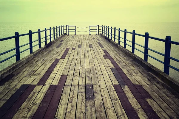Wooden pier. — Stock Photo, Image