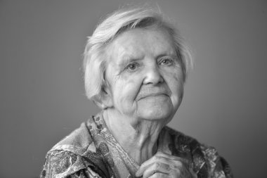 Üst düzey kadın dalgın