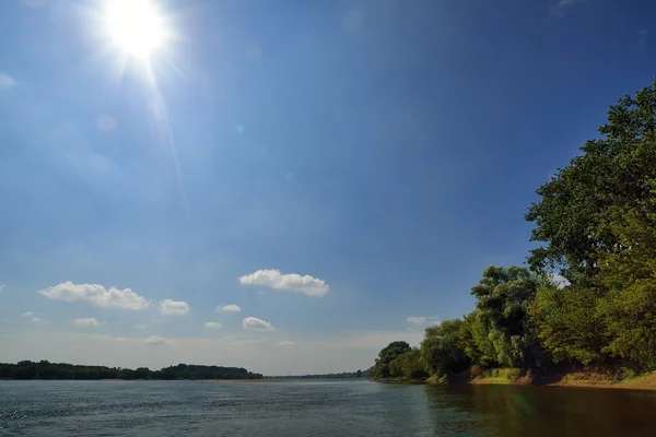 Wild oever van de rivier Vistula — Stockfoto