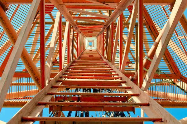 L'escalier en métal le plus haut — Photo