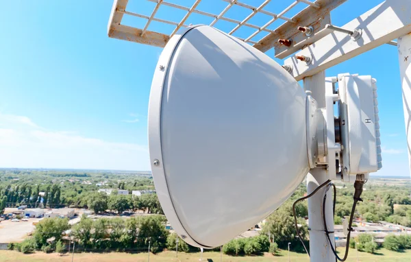 Antenna radio relay station of cellular communication — Stock Photo, Image