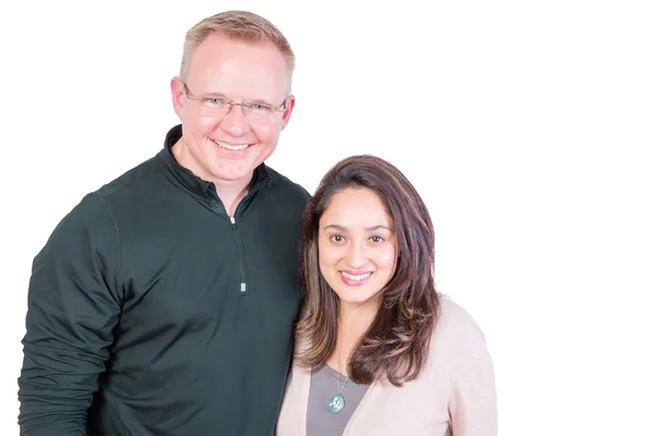 Feliz sonriente pareja multiracial —  Fotos de Stock