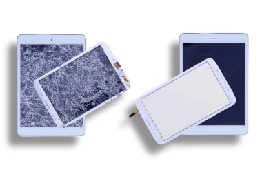 Parçalanmış ve tamir tablet ekranlar