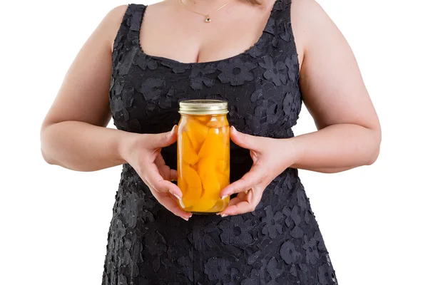 自家製桃の jar ファイルを保持している女性 — ストック写真