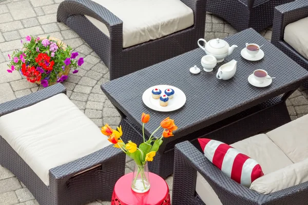 4 lipca herbata serwowana na odkrytym patio — Zdjęcie stockowe
