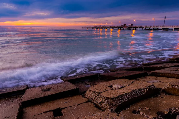 Muelle del Golfo Fort De Soto después del atardecer Tierra Verde, Florida — Foto de Stock