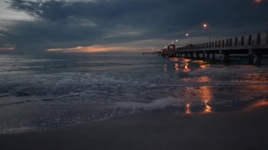 Gün batımı Tierra Verde, Florida sonra Fort De Soto Körfez Pier
