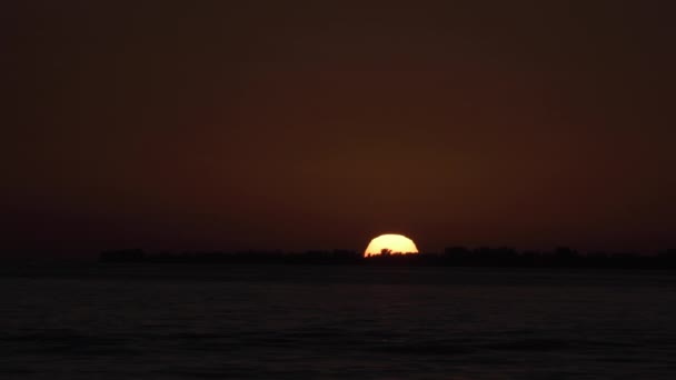 Sunset Beach yakın çekim — Stok video