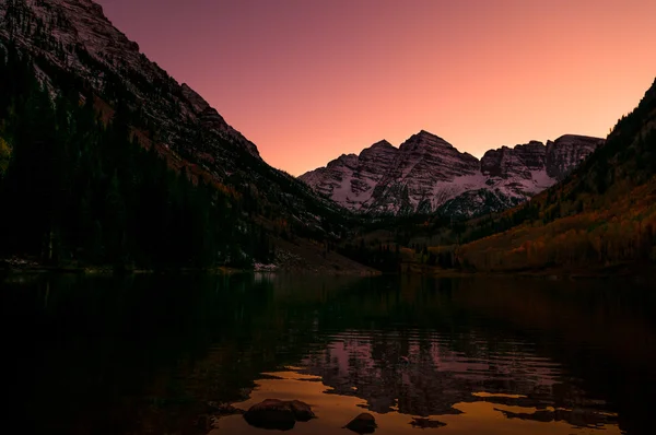 Maroon Bells Reflection after Sunset — Stock Photo, Image