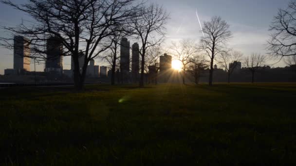 Milwaukee Wisconsin în centrul orașului Sunset — Videoclip de stoc