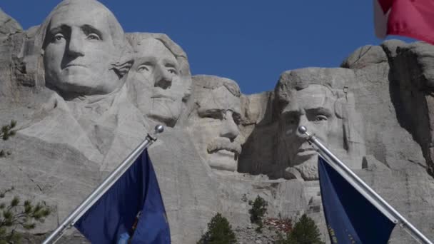 Mont Rushmore Dakota du Sud Ralentir le zoom arrière Vidéo HD — Video