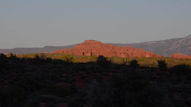 Parque Nacional La Sal Utah Arches Slow Pan — Vídeo de stock