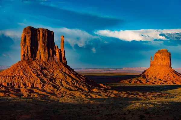 Monument Valley au coucher du soleil — Photo