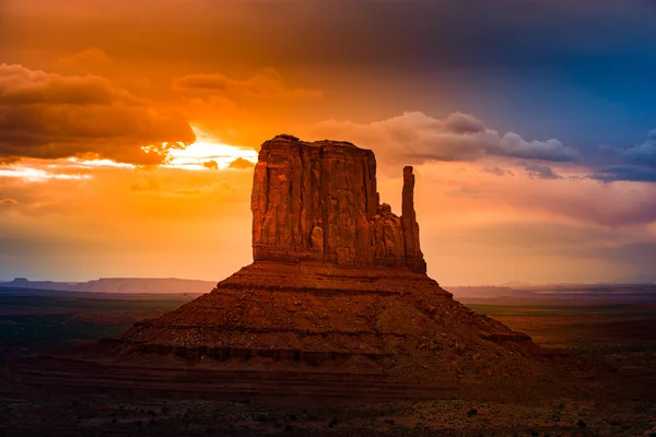 East Mitten Butte at Sunrise — Stock Photo, Image