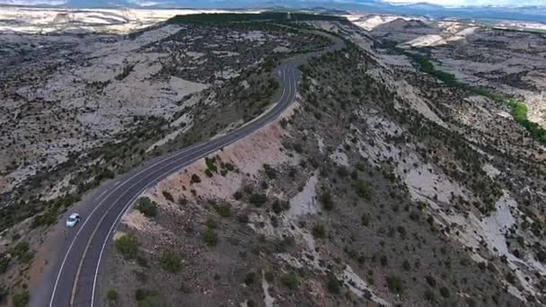 Scenic Byway Utah trasa 12 Escalante do Boulder anteny ośnieżone szczyty — Wideo stockowe