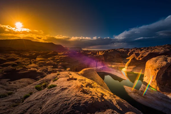 Reflexão Canyon Lago Powell Utah — Fotografia de Stock