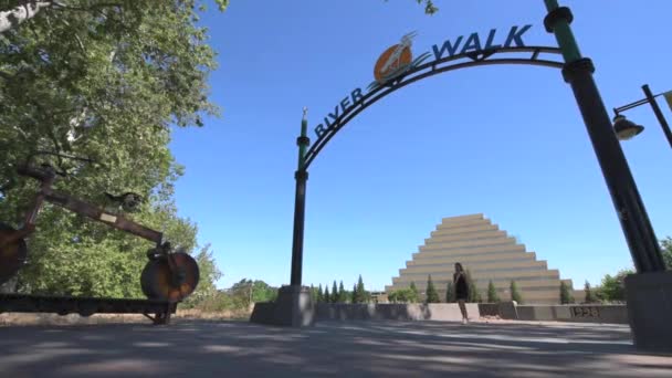 Sacramento Kalifornie promenáda River Walk — Stock video