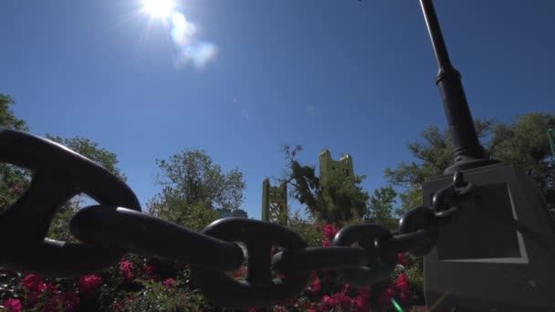 Sacramento Californië Promenade rivier lopen — Stockvideo