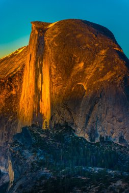 Milli Park Yosemite Half Dome günbatımı ışık buzul POI tarafından yaktı