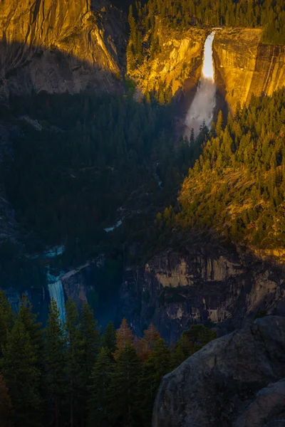 Nevada and Vernal Falls Yosemite National Park from Glacier Poin — Stock Photo, Image