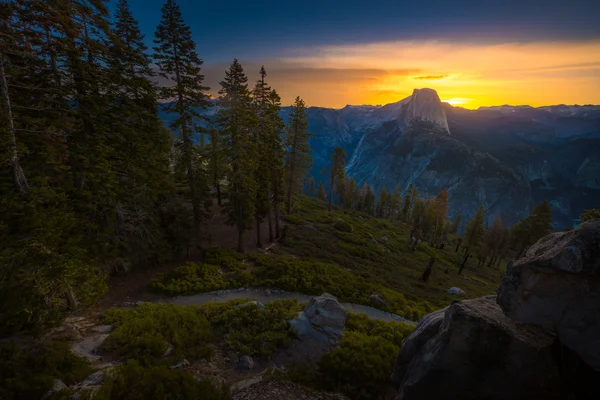 Parque Nacional Yosemite Sunrise Glacier Point —  Fotos de Stock