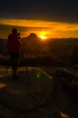 Sunrise Yosemite Milli Parkı G fotoğraflarını fotoğrafçı