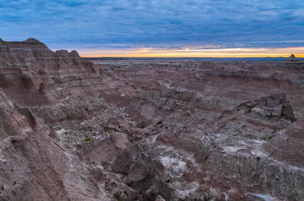 Nascer do sol perto de Big Badlands Overllook National Park Dakota do Sul — Fotografia de Stock