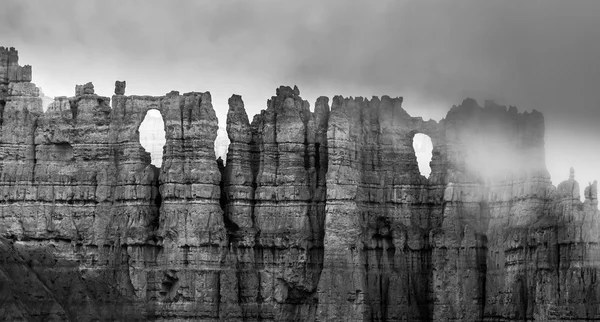 Canyon Bryce noir et blanc — Photo