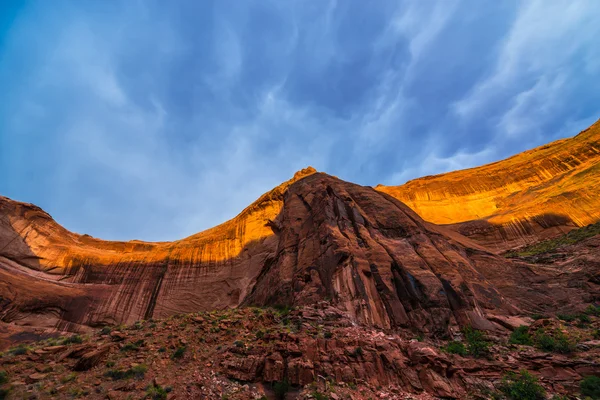 Kanyon duvarı kapakla günbatımı ışığı güzel çakal Gulch manzara — Stok fotoğraf