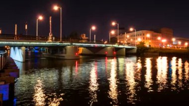 Güzel açık gece Milwaukee Wisconsin Lift Köprüsü