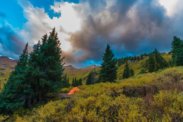 Zelt in den Rockies — Stockfoto