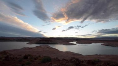 Gün batımı Lake Powell kuş bakışı sonra tekne