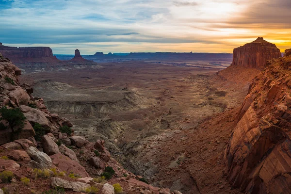 Vue depuis le sentier False Kiva après le coucher du soleil — Photo