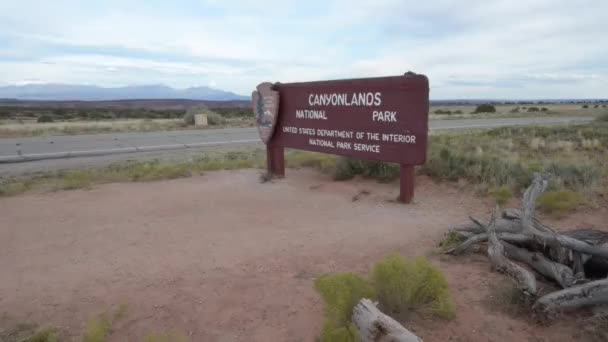 Entrada al Parque Nacional Canyonlands — Vídeo de stock