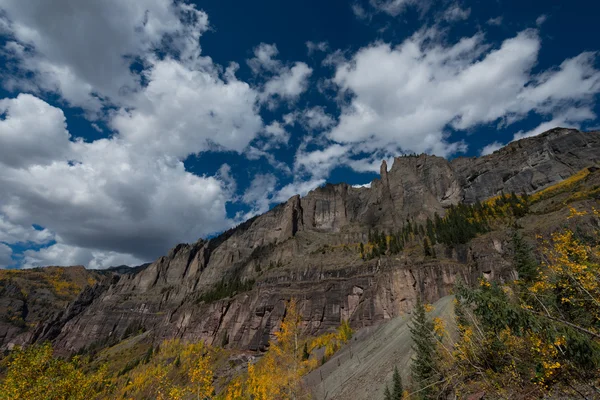 Black Bear Pass Telluride Colorado spadek kolory jesień krajobraz — Zdjęcie stockowe