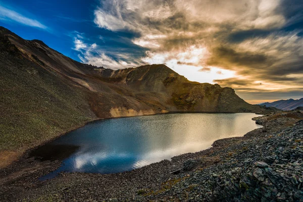 Crystal Lake em Sunset Ophir Pass Colorado — Fotografia de Stock